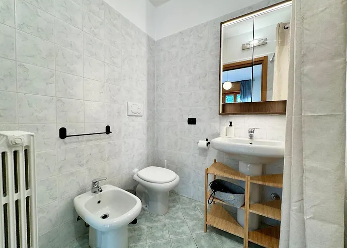 Spacious 2-bedroom With Large Terrace Apartman