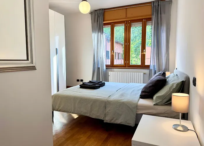 Apartman Spacious 2-bedroom With Large Terrace Milánó