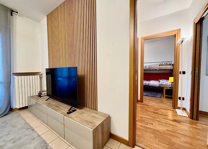 Spacious 2-bedroom With Large Terrace Apartman