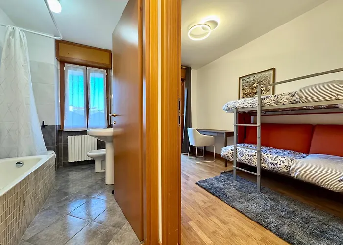 Spacious 2-bedroom With Large Terrace Apartman