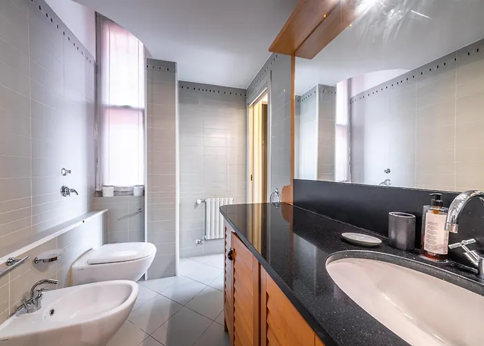 Brera, Posizione Con Terrazza E Vista Mozzafiato * 밀라노