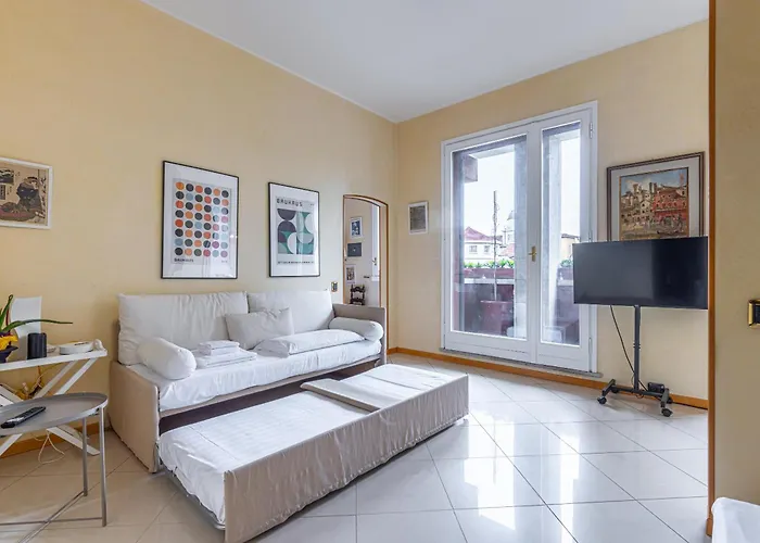 Brera, Posizione Con Terrazza E Vista Mozzafiato 밀라노