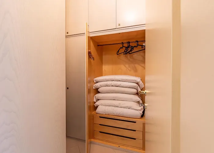 Brera, Posizione Con Terrazza E Vista Mozzafiato