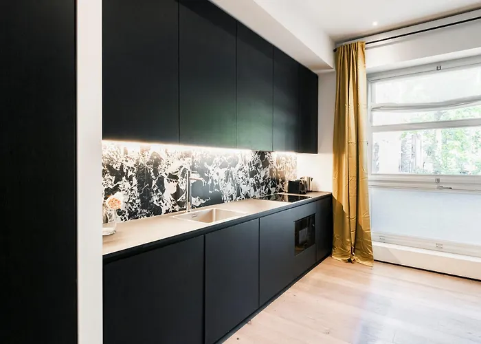 Easylife - - Magenta 83s - Magenta