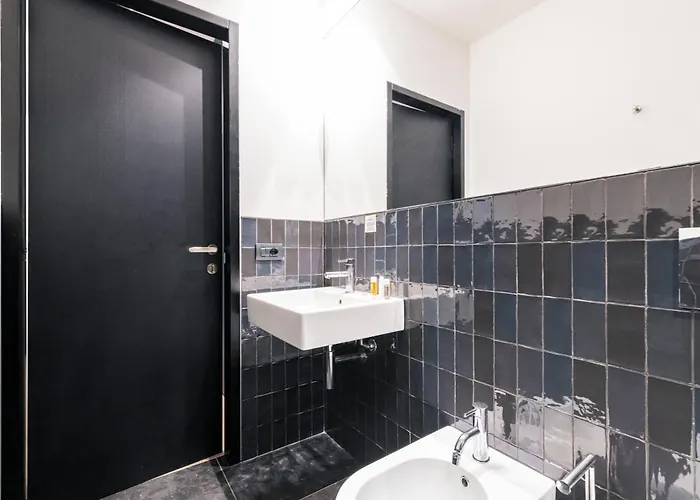 Easylife - - Magenta 83s - Magenta Milano