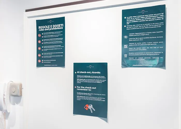 Easylife - - Magenta 83s - Magenta * Milano