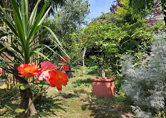 With A Garden * מילאנו
