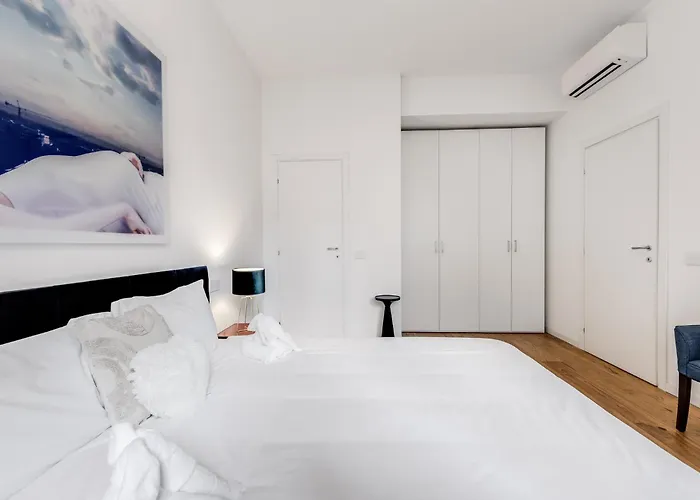 Sempione Apt- Citylife - 4 Posti Letto شقة ميلان