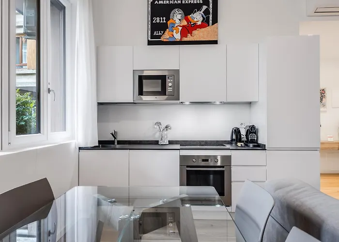 Apartment Sempione Apt- Citylife - 4 Posti Letto Mailand