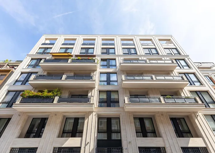 Apartment Washington Building - 4 Posti Mailand