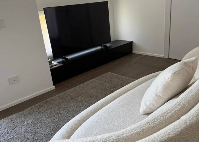 Appartamento White House Con Posti Auto Milano