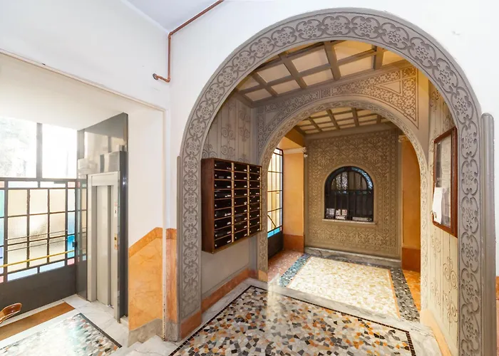 Youhosty - Arco Della Pace Διαμέρισμα *