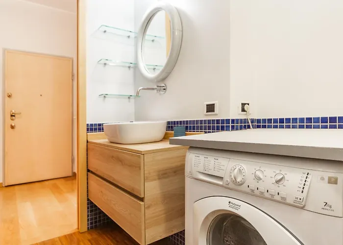 Daire Youhosty - Arco Della Pace *