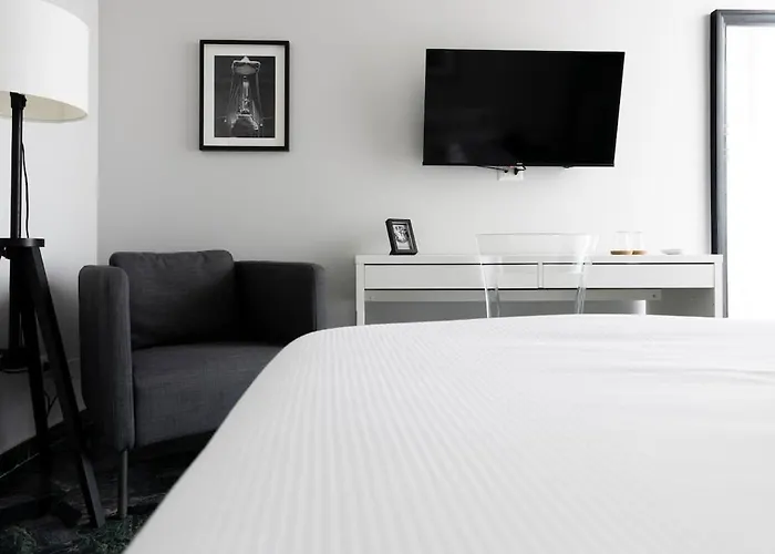 Contrasti - Black & White 아파트 밀라노