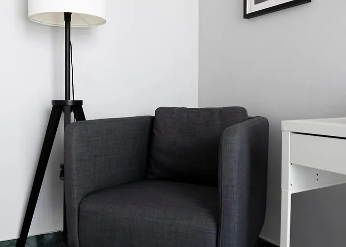 Contrasti - Black & White 아파트 밀라노