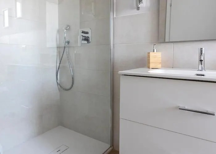 Contrasti - Black & White 밀라노