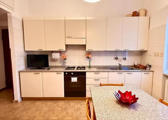 Classic House 15 Minutes From Duomo Apartment Mailand