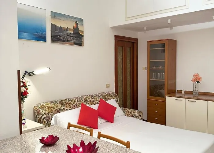 Classic House 15 Minutes From Duomo Apartmán *