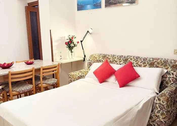 Classic House 15 Minutes From Duomo Apartmán *