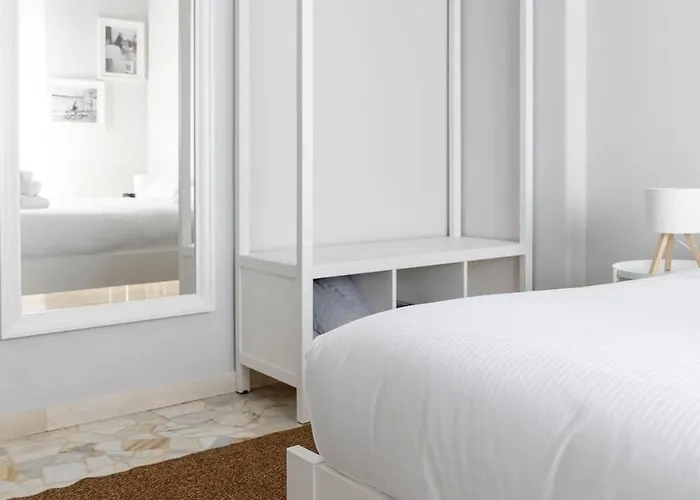 Contrasti - Black & White * 밀라노