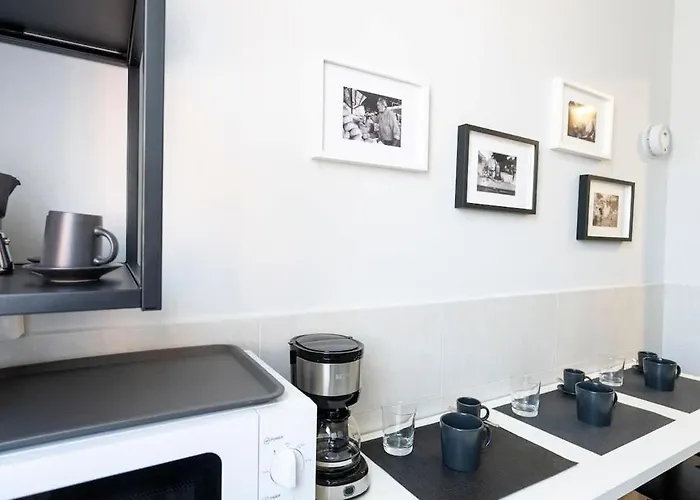 Contrasti - Black & White 밀라노