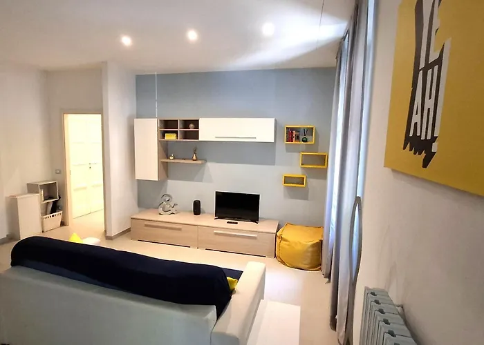 Marche91 - Modern In Isola Area דירה