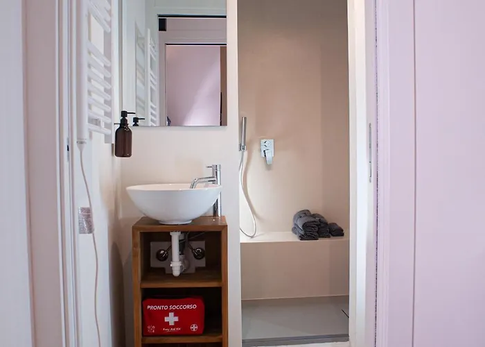 דירה Varanini Luxury Double Bedroom Two And Sauna *