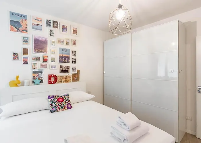 Historic Center-navigli Private Terrace 4 Pax Wifi Milano