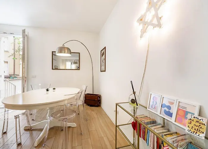 Historic Center-navigli Private Terrace 4 Pax Wifi * 밀라노