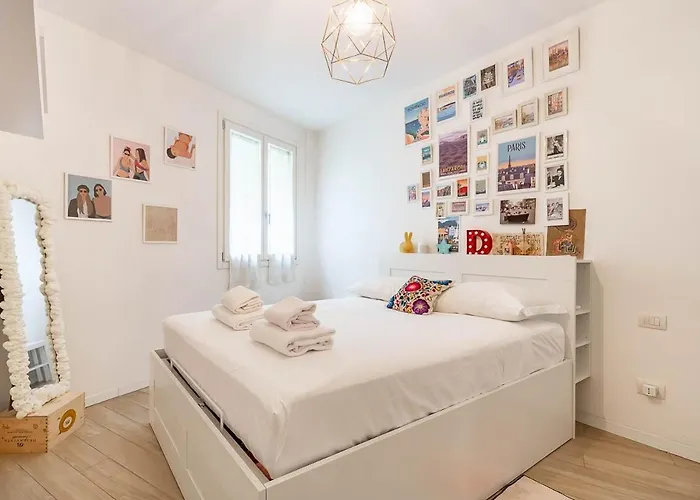 아파트 Historic Center-navigli Private Terrace 4 Pax Wifi 밀라노