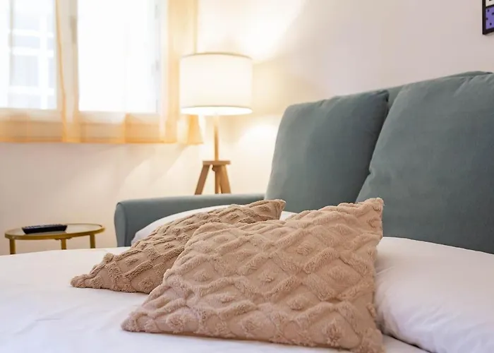 Historic Center-navigli Private Terrace 4 Pax Wifi Appartamento *