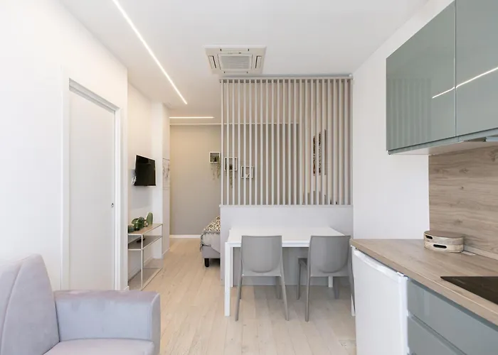 Smart 10 Minutes Duomo By Metro * Mailand