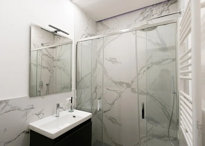 Smart 10 Minutes Duomo By Metro Apartment