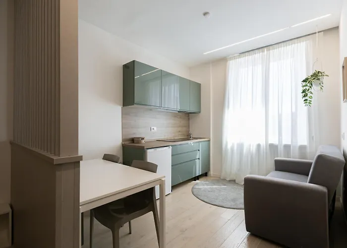 Smart 10 Minutes Duomo By Metro Apartment