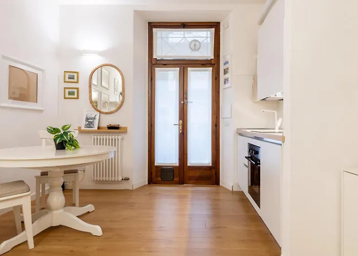 Quiet Only A Few Steps Away From Mm Ptvenezia *