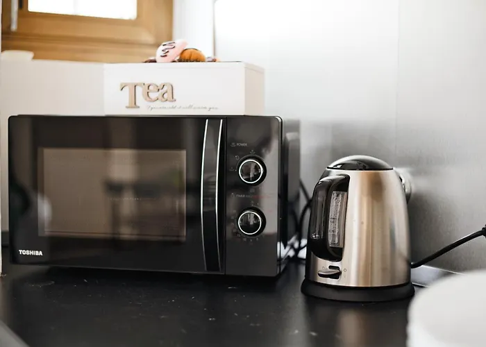 Domusmi Tadino 48 Station Milão