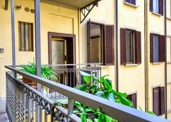 Domusmi Tadino 48 Station