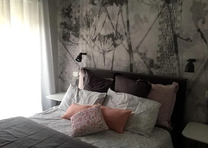 Cozy In Paolo Sarpi With Balcony Milano