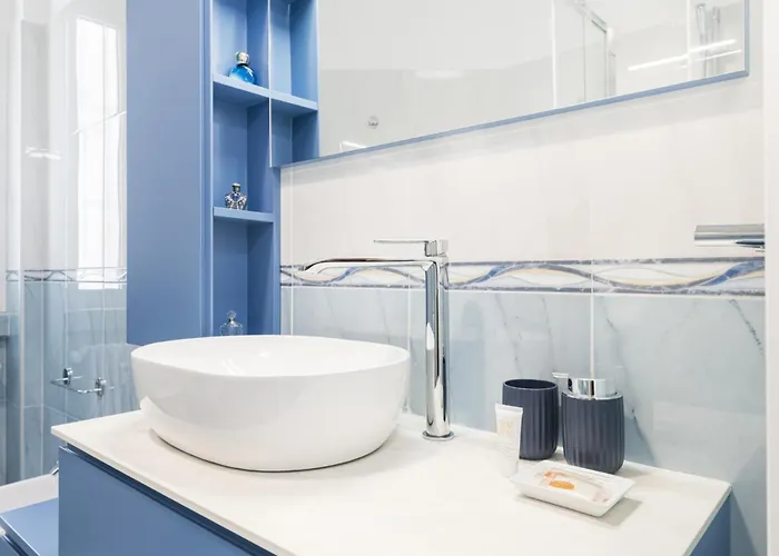 Easylife - Living Raffinato Con Vista In Solari Milano