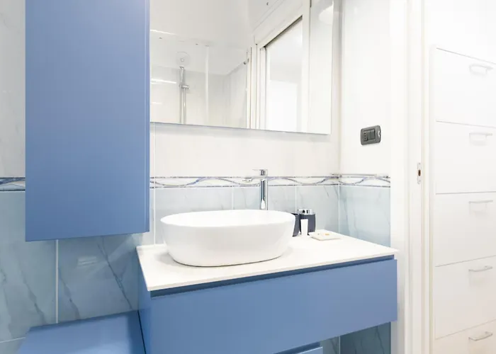 Easylife - Living Raffinato Con Vista In Solari * Milano