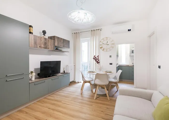 Easylife - Living Raffinato Con Vista In Solari Appartamento Milano