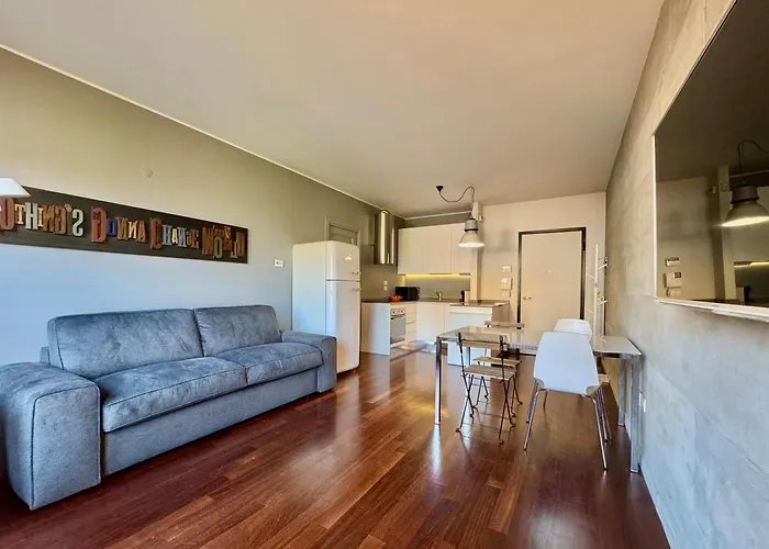 Modern Navigli 公寓