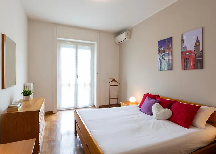 Lejlighed Feels Like *