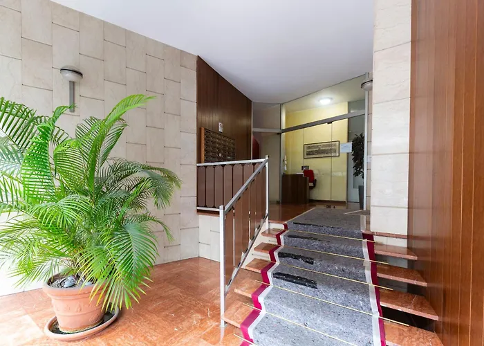 Lejlighed Feels Like *