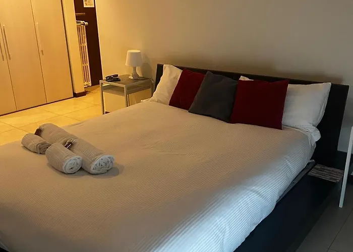 Daire Bwr - Elegant Loft With Terrace, San Siro *