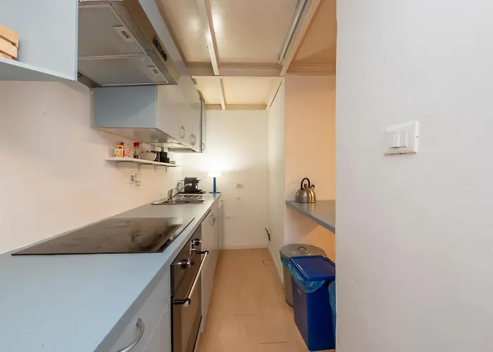 I-host - Ausonio 16 Apartament