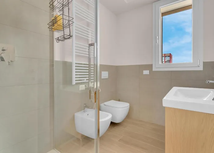 Airy With Balcony & Garage By Ndp Rent 아파트 *