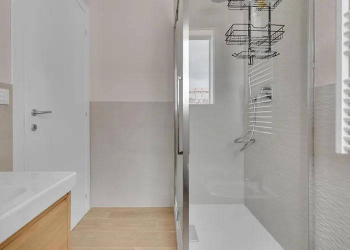 Apartament Airy With Balcony & Garage By Ndp Rent Mediolan