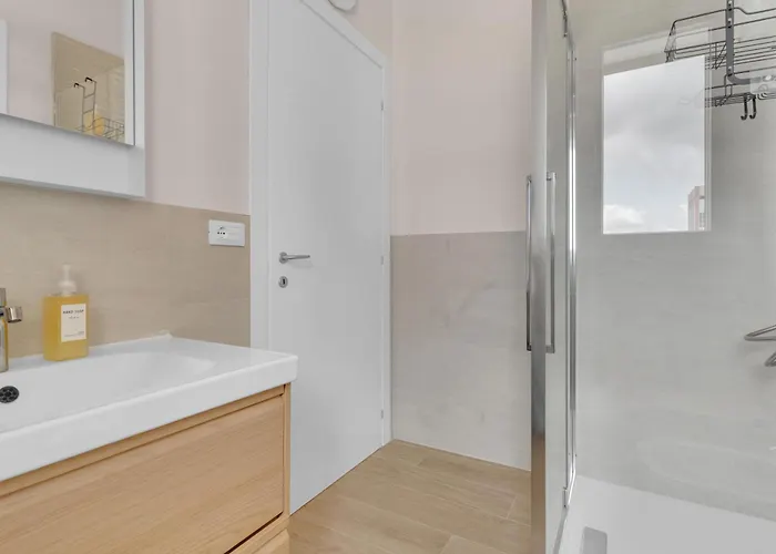 Apartment Airy With Balcony & Garage By Ndp Rent Mailand