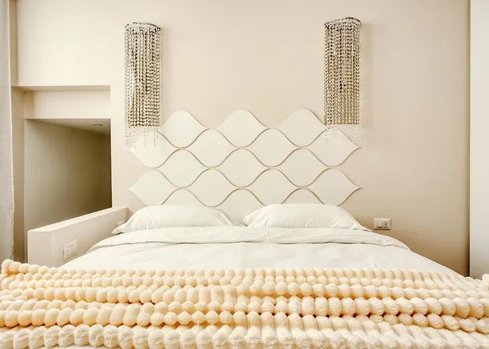 Hostmate - - Imperia's Pearl - Romolo Iulm